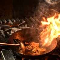 《スピーディーな調理》料理人の手早さと腕前にも自信！