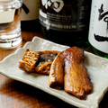 料理メニュー写真&nbsp;魚の腹骨燻製