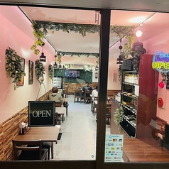 テーブル席多数!