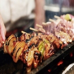 鮮度抜群の素材を一本ずつ丁寧に焼き上げてご提供。職人が真心を込めて仕上げる本格的な味わいです◎