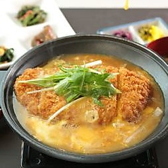 三元豚ロースとんかつの陶板ふわとろ卵とじ定食