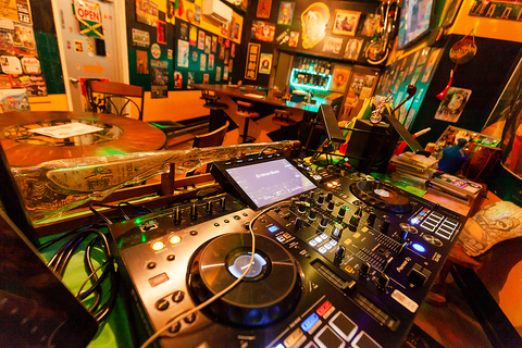 REGGAE BAR 尼兵の写真