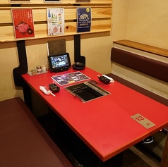 4名様でご利用いただける完全個室席をご用意しております。