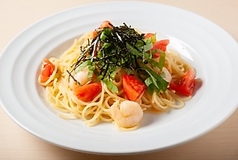 海老とフレッシュトマトの青じそ風味