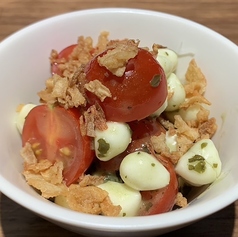 トマトモッツァレラ