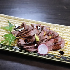 牛タンのステーキ風炭火焼き～クレームバルザミックがけ～