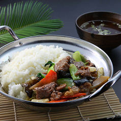 【名物】牛肉あんかけご飯