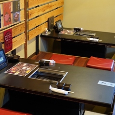 8名様でご利用いただける完全個室の掘りごたつ席をご用意しております。