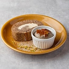 ほうじ茶ロールケーキ