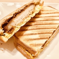 とんかつサンドです