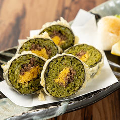 和牛そぼろの茶そば巻き揚げ