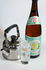 金宮20度(1升瓶)