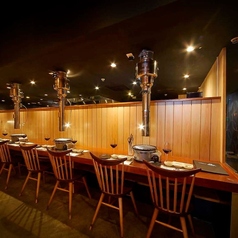 お仕事帰りにふらっと美味しいお肉とお酒を。