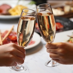 ボトルワイン15種飲み放題