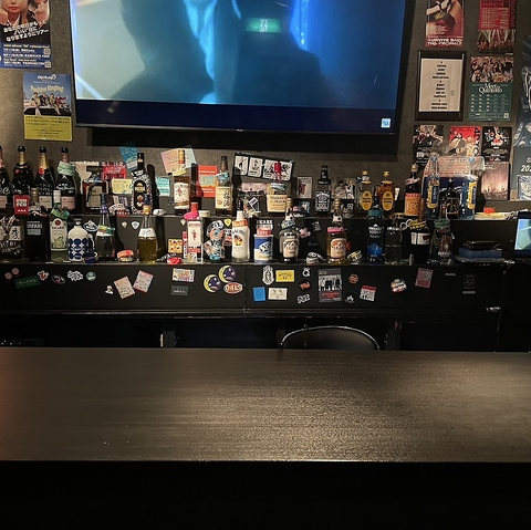 【女子大】ミュージックバーがオープン！音楽好きが集まる場所。曲のリクエストも◎