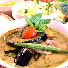 6種野菜とチキンのグリーンカレー