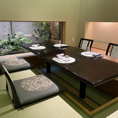 【1階】座敷 (2~6名様) プライベート感◎少人数でのご利用の際におすすめのお席です！ご家族やご友人での会食にぴったり。