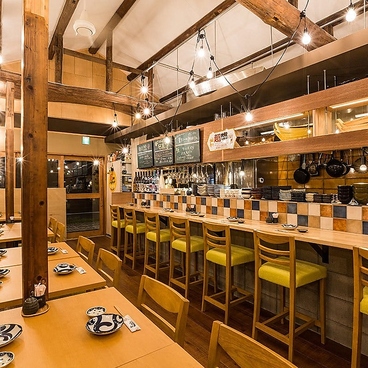 刺身と魚飯 FUNEYA 野洲店の雰囲気1