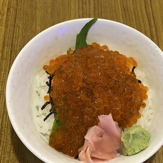 イクラ小丼ぶり