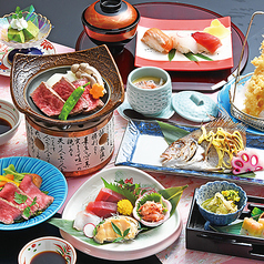 2時間飲み放題付【春の宴会コース】極上新潟和牛焼きやタラバガニ焼きなど全9品の写真