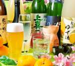 厳選ゆず酒は、日本酒ベース、焼酎ベース、甘さ控えめ、濃厚タイプ、にごり、長期熟成など。
