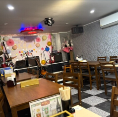 ME Restaurant And Karaoke ミーレストランアンドカラオケの雰囲気2