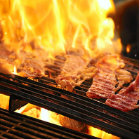 炭火で焼き上げた柔らかくジューシーなステーキを堪能◎