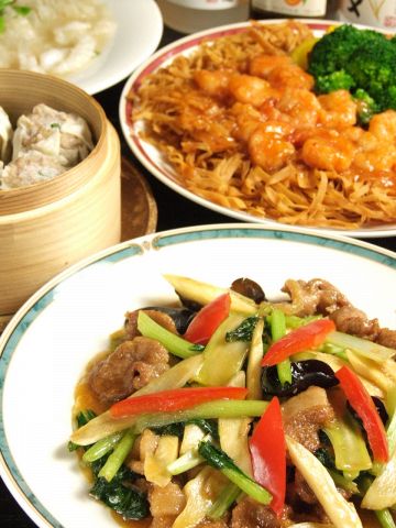 本格的な中華料理をご堪能下さい。※写真はイメージ