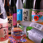 日本酒も種類豊富にご用意。