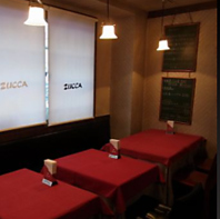 落ち着いた店内