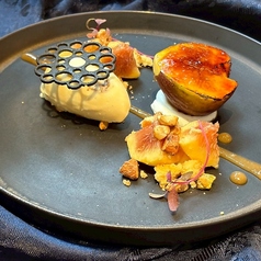 福岡産いちじく【とよみつひめ】のキャラメリゼ 　ラムレーズンアイス～スパイスのほのかな香り～