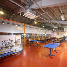 cafe bar C&C garage シアンドシーガレージの雰囲気2