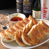 餃子の合間にぴったり。お酒も進む一品料理もご用意◎