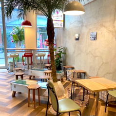 いちごやcafe TANNAL タンナル 福岡大名店の雰囲気1