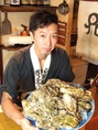 広島は牡蠣の名産地！殻付き牡蠣の焼きはもちろん、味噌煮、スモーク、松前焼き、酢牡蛎、生パン粉を使った手作り牡蠣フライをご用意！！日本酒とも相性抜群です！！