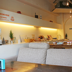 セカンドハウス ケーキワークス 銀閣寺店の雰囲気3