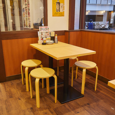 高槻で飲み会するなら、手羽先・もつ煮・餃子等の豊富な料理メニューが自慢の『酔っ手羽』へ！