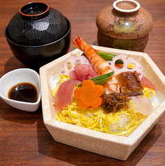 春季限定の海鮮ちらし寿司