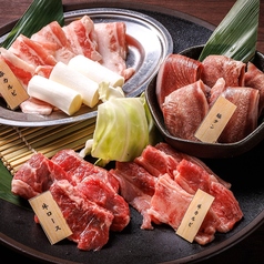 人気盛り（牛カルビ、特選牛ロース、豚タン、豚カルビ）