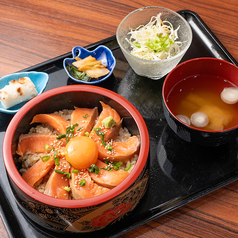 サーモン丼