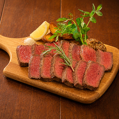 北海道産和牛モモ肉のビステッカ