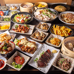 全70品以上食べ放題＋70種飲み放題がなんと2,500円！