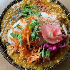 【ご飯】スパイスカレーライス 惣菜たくさんのせ