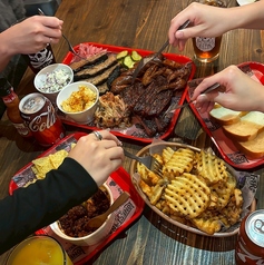 LONESTAR SMOKE HOUSE ローンスター スモークハウス 関内の特集写真