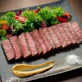 料理メニュー写真 A5ランク和牛塊赤身肉　100ｇ