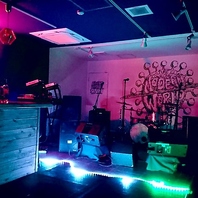 3階　定期的にLive、DJイベント開催！