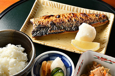 ランチ限定。炭焼き魚の贅沢定食！