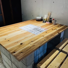 4名様のテーブルも！