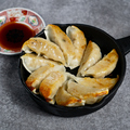 料理メニュー写真&nbsp;博多鉄鍋ひとくち餃子
