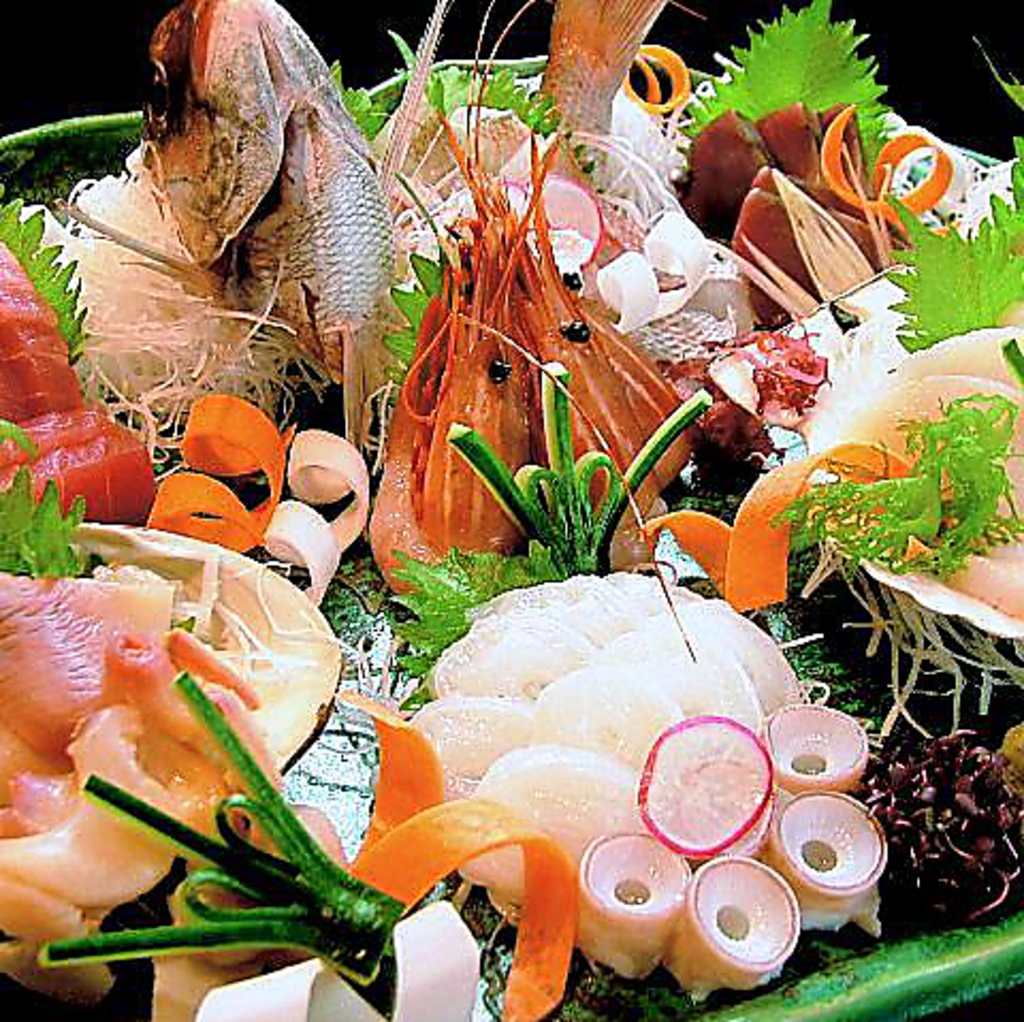 東北随一のお飲み物！各種お食事や会食は【旬膳くしぜん】の個室で過ごすゆったりとしたお時間で。